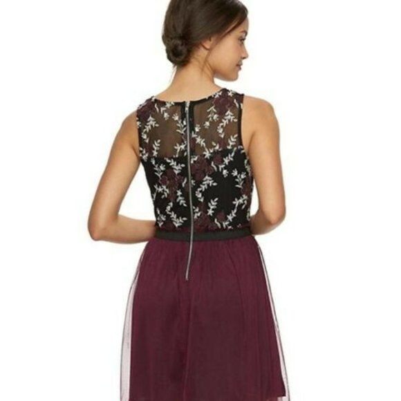 Speechless Floral Mesh Skater Dress - Picture 2 of 3